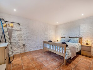 2 habitaciones, wifi gratis y ropa de cama