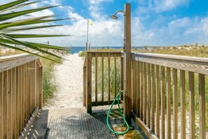 Property grounds - Beautiful Beachfront View (Gulf Shores)