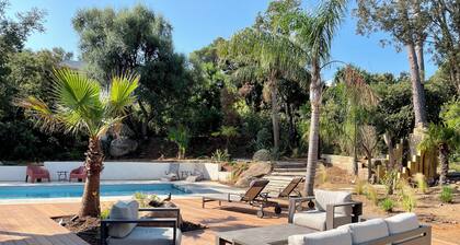 Cala Rossa - 250 m from the beach - Heated swimming pool - 5 bedrooms