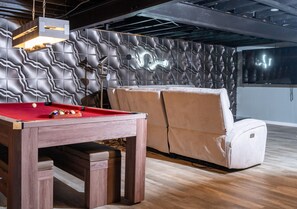 Interior - Relaxing Lake Retreat! (Jones)