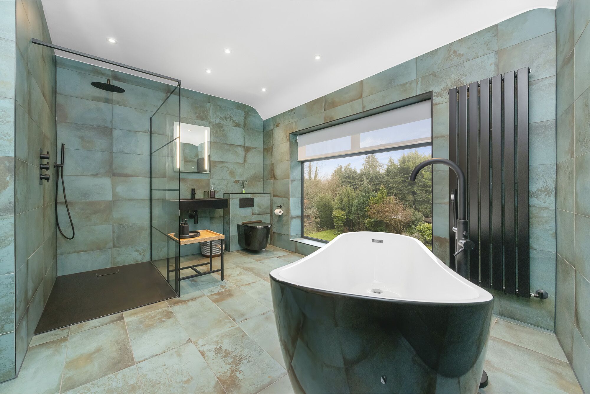 Family Room, 1 King Bed with Sofa bed, Ensuite, Garden View | Bathroom