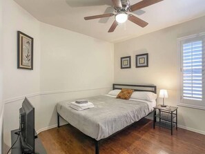 3 bedrooms, iron/ironing board, travel crib, WiFi
