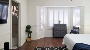 3 間睡房、熨斗/熨衫板、可攜式嬰兒床、Wi-Fi