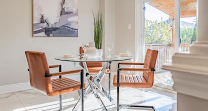 Luxury Villa - Mississauga Square One