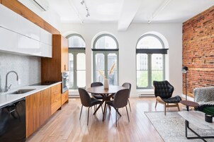 Superior King Room | Private kitchen