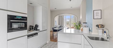 Apartment | Private kitchen | Fridge, microwave, oven, stovetop