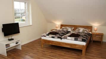 4 Schlafzimmer, Reisekinderbett, WLAN, Bettwäsche