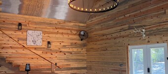 Glamping Getaway - Tiny home on 143 acres of beauty!