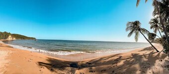 Beach Villa Mojoneo @ El Cocal. Secluded beach, Rooftop, Jacuzzi, Pool table