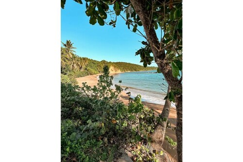 Beach Villa Mojoneo @ El Cocal. Secluded beach, Rooftop, Jacuzzi, Pool table 