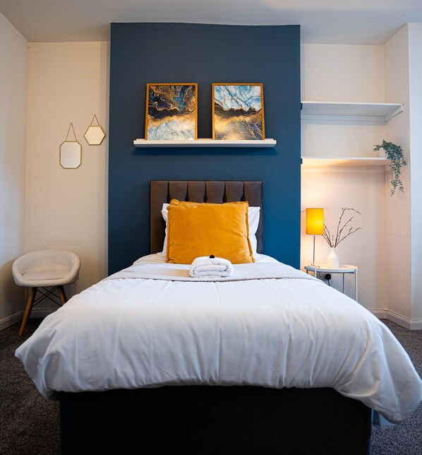 3 bedrooms, iron/ironing board, travel cot, free WiFi