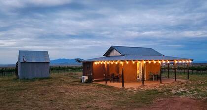 Anam Cara Vineyard. Romantic Vineyard Cottage with sweeping views