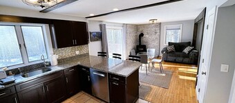 Spacious Country Home Freeport, Only 5 min to LL Bean!