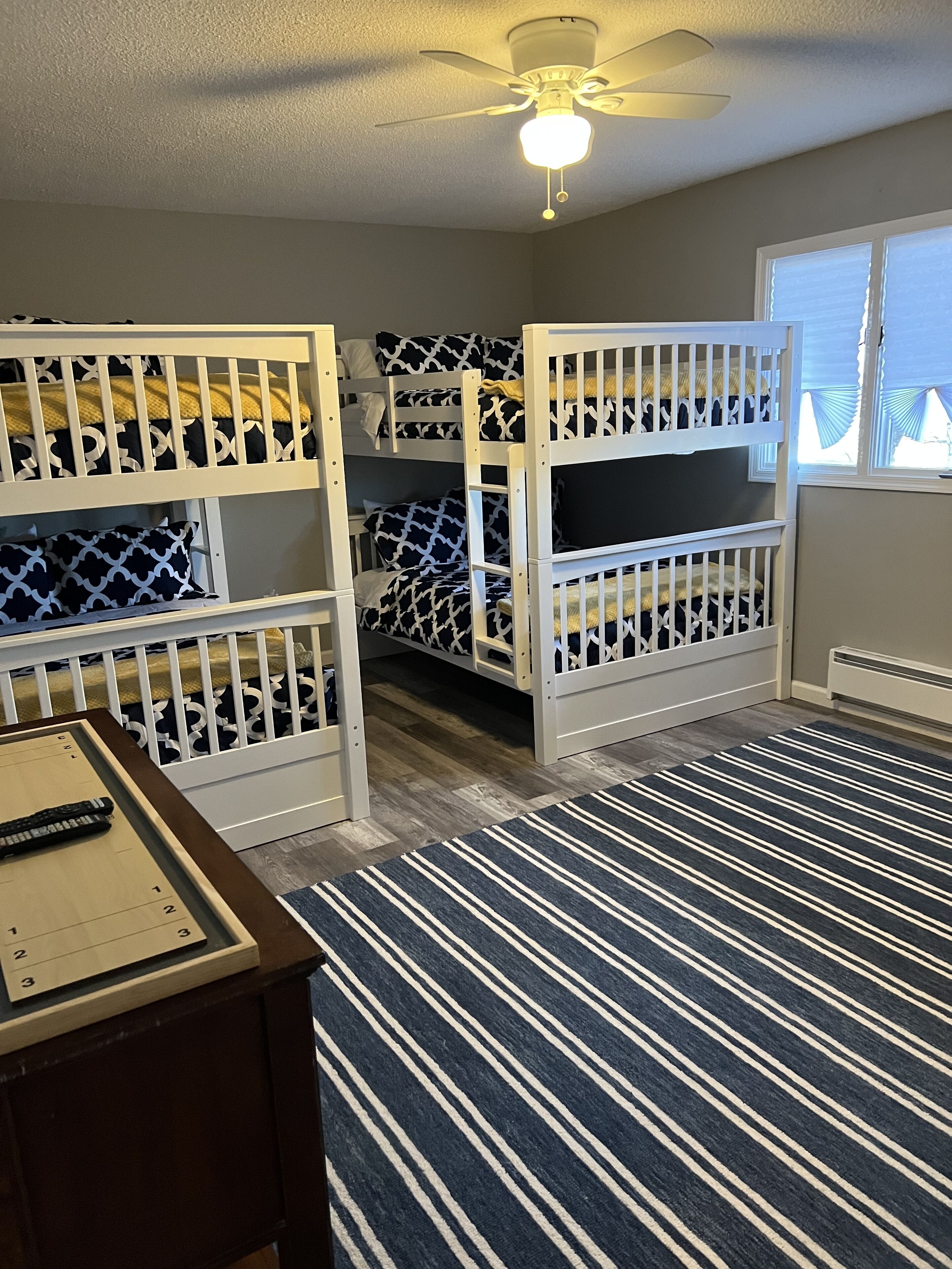 3 bedrooms, desk, iron/ironing board, travel crib