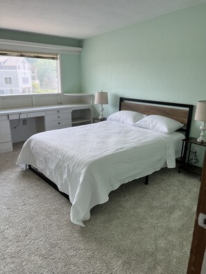 4 habitaciones, escritorio, wifi gratis y ropa de cama 