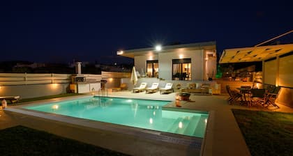 Smaris Collection luxury villas.Sea side villa 5 min.from the beach !