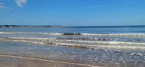 Cottage - Sleeps 4 - Pets Ok - Parking - Garden