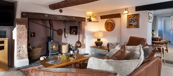 The Snuggery a Cosy Country Cottage