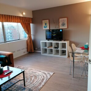 Apartment, 1 King Bed | Interior