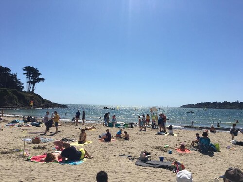 Large family home 5 minutes from the beach (Finistère, Brittany)