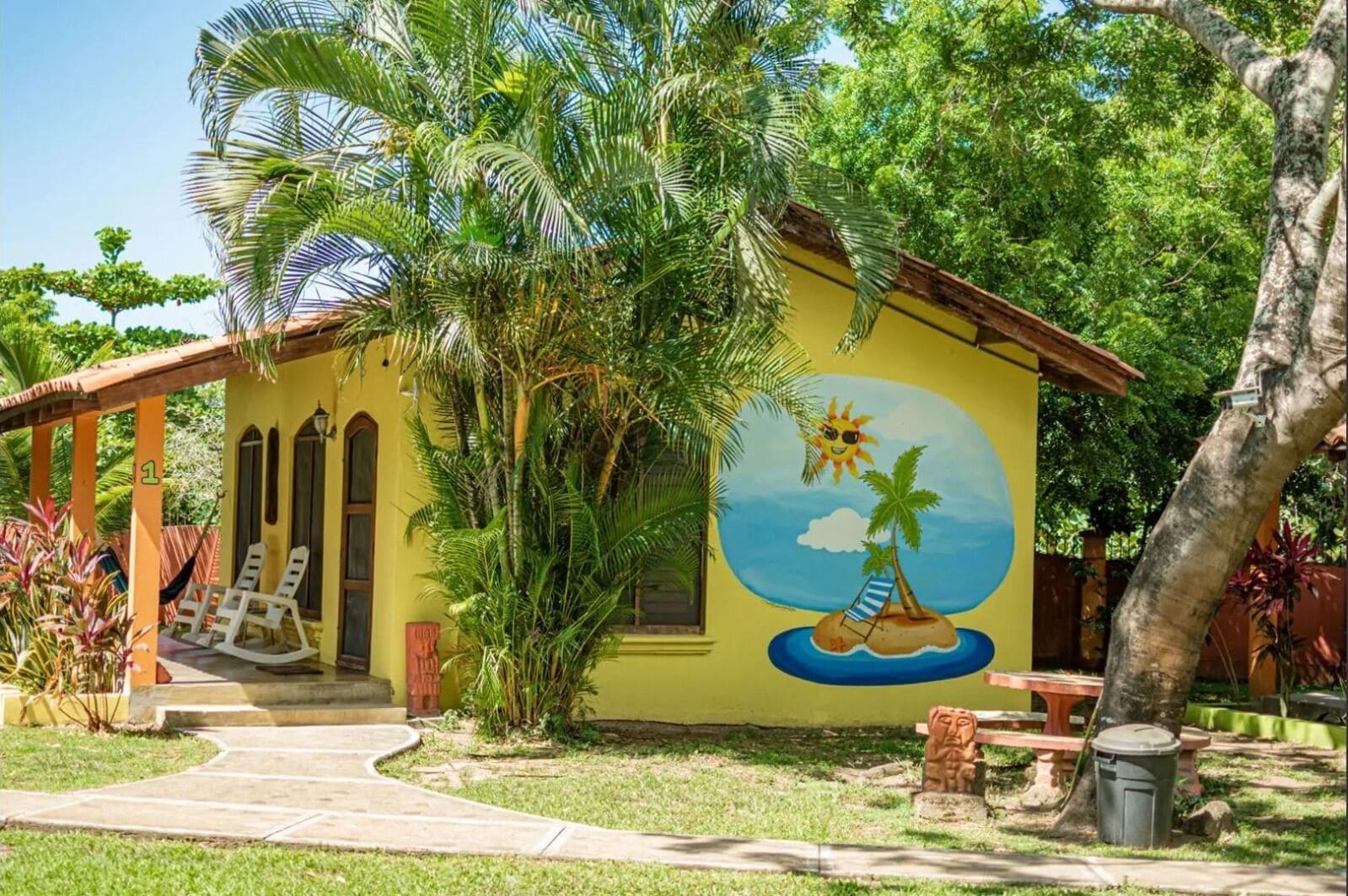 Cabane Familiale | Ameublement personnalisé, espace de travail pour ordinateur portable