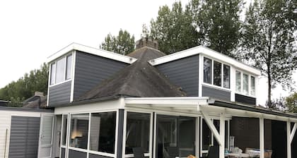 Modernisiertes Ferienhaus ruhig gelegen und doch vieles zu entdecken