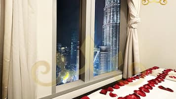Premium bedding, down duvets, pillow-top beds, desk