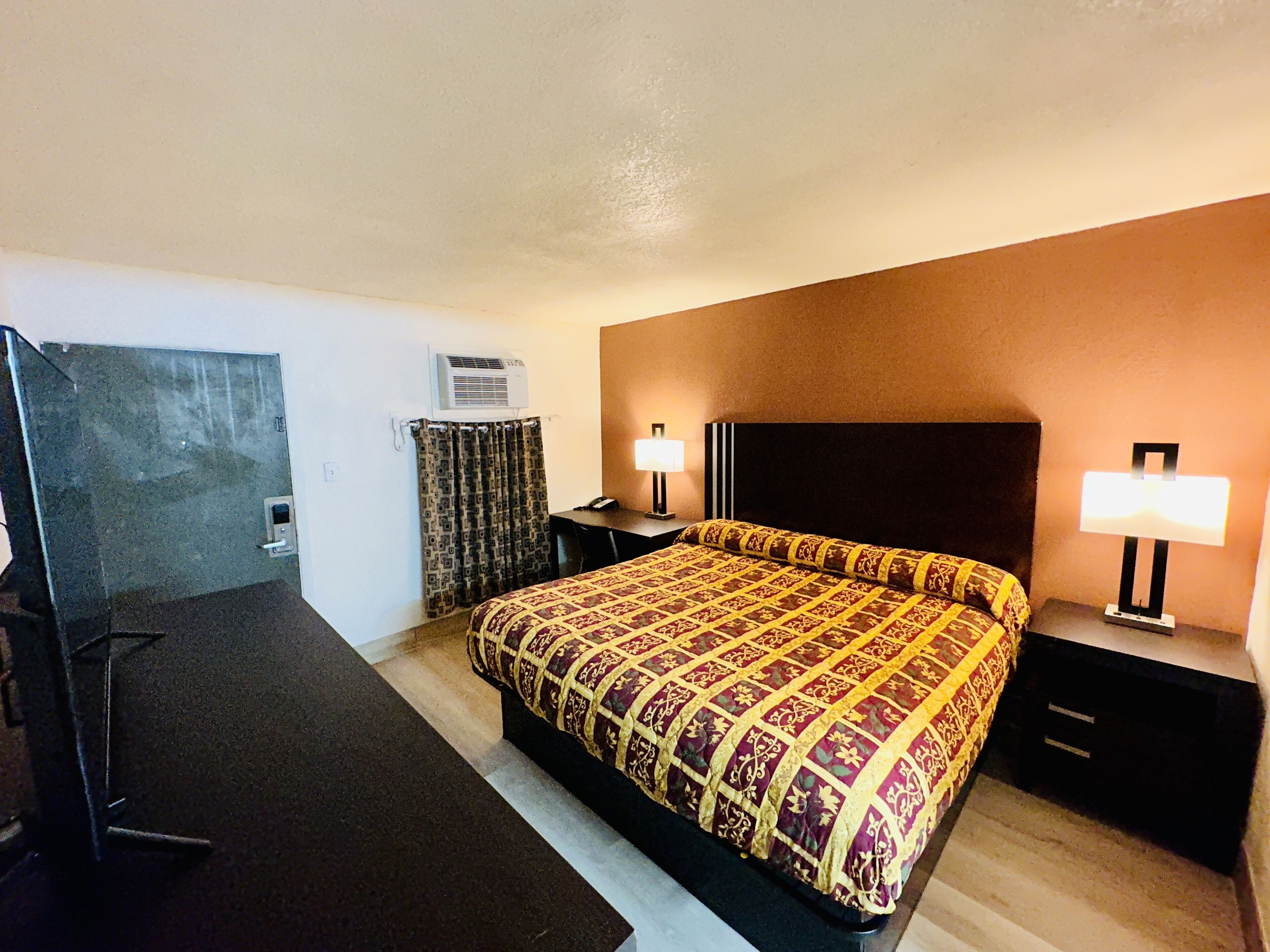 标准房 | 免费 WiFi、床单