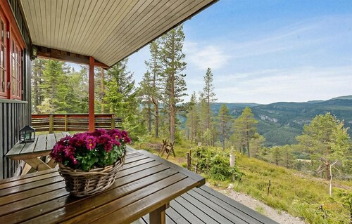 3 bedroom amazing home in Eggedal