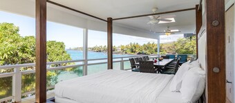 Kona Spectacular Ocean Front 5BR, 4BA Pool,Spa,AC