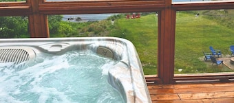 Oceanfront Retreat with Hot Tub & Fire Pit Just 45 Minutes South of St. John's!