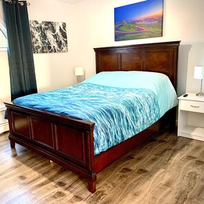 2 bedrooms, desk, iron/ironing board, free WiFi - Oceanfront Retreat with Hot Tub & Fire Pit Just 45 Minutes South of St. John's! (Burnt Cove)