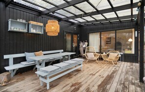 Outdoor dining - Gorgeous home in Strøby with kitchen (Strøby)