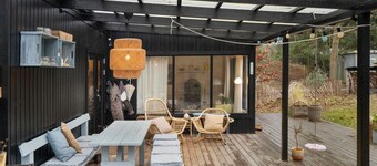 Gorgeous home in Strøby with kitchen