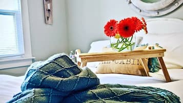 2 Schlafzimmer, Schreibtisch, Bügeleisen/Bügelbrett, kostenloses WLAN