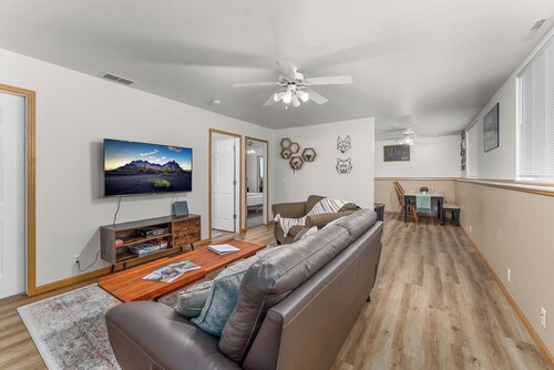 Downtown Apartment Perfect for Short & Extended Stays