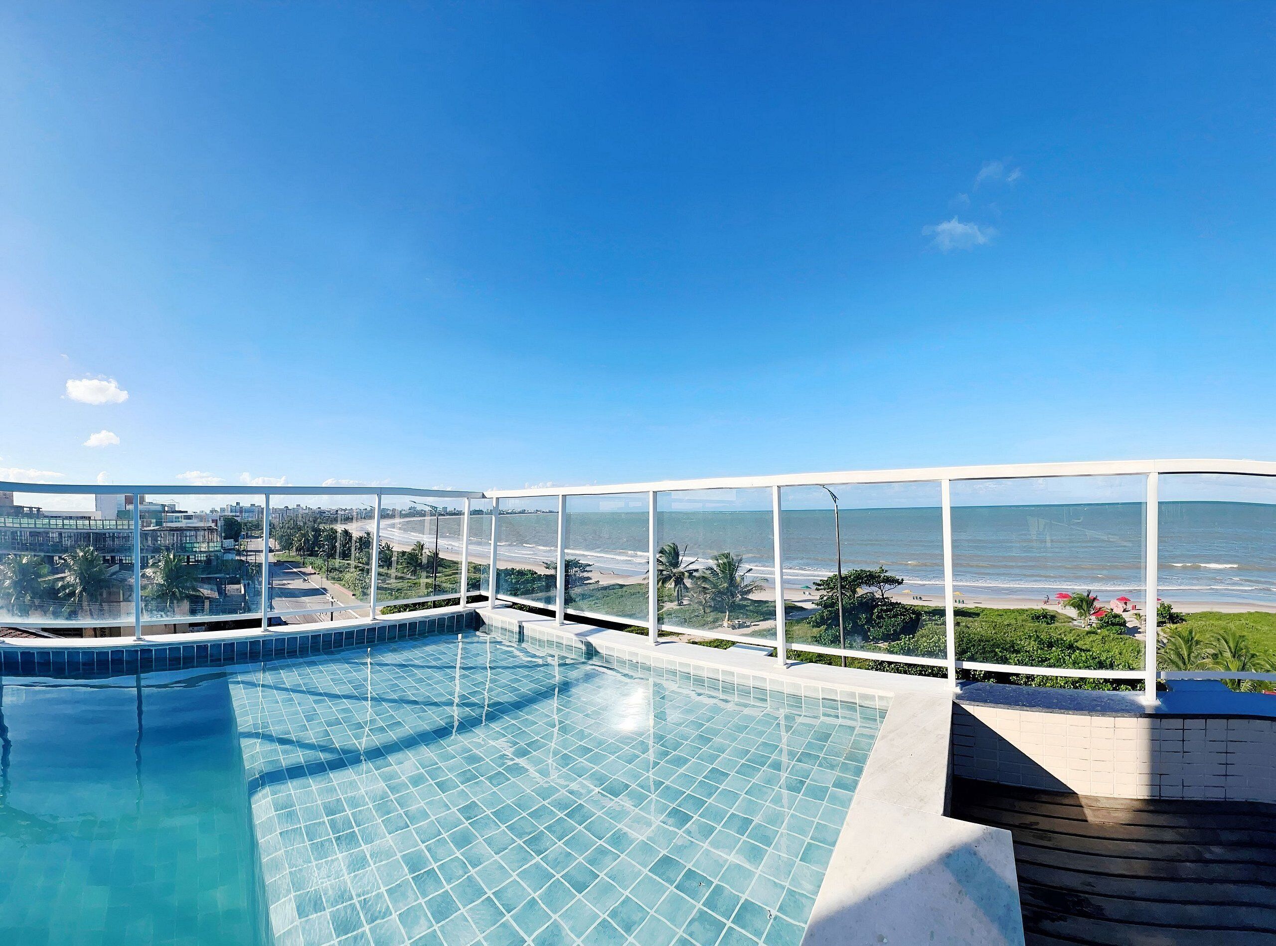 Kolam renang outdoor