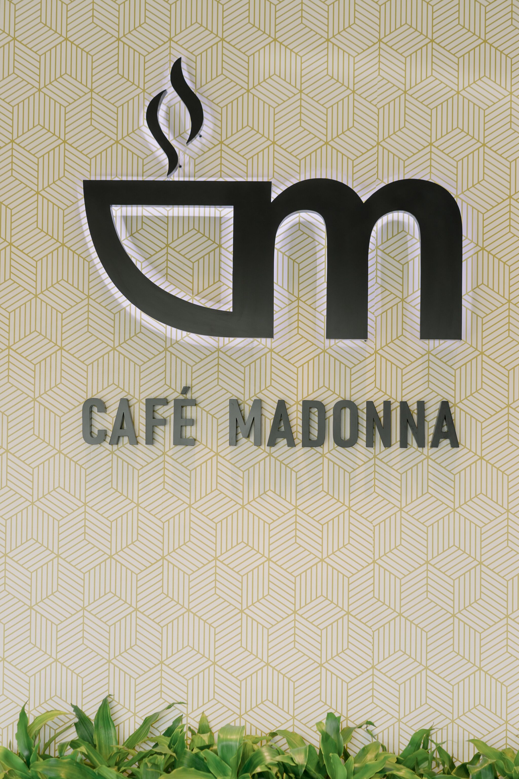 Foto - Madonna Hometel and Suites New Pandan