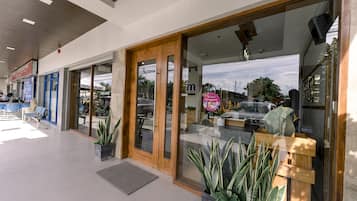 Entrée de l’hébergement