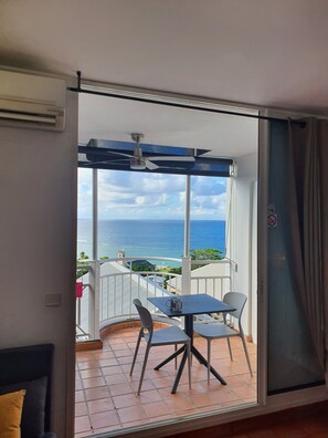 Comfort-Studio | Schallisolierte Zimmer, Bügeleisen/Bügelbrett, kostenloses WLAN