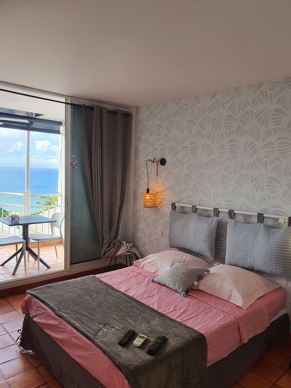 Comfort-Studio | Schallisolierte Zimmer, Bügeleisen/Bügelbrett, kostenloses WLAN