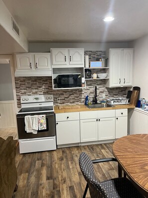 冰箱��、微波炉、烤箱、炉灶