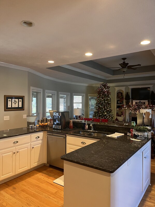 مناشف ورقية