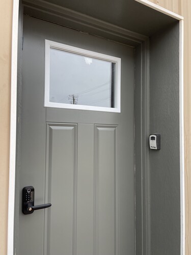 Cozy first floor at the heart of downtown Viroqua