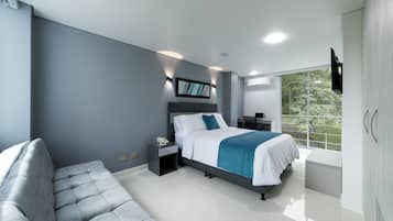 Frette Italian sheets, premium bedding, down duvets, pillow-top beds