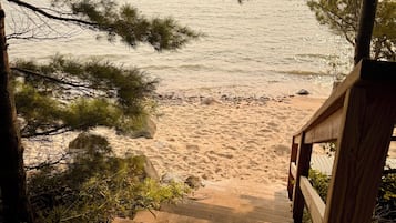 Sun-loungers, beach towels