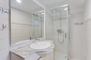 Bathroom - Casa Estufa 25 (Funchal)
