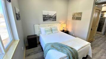 1 dormitorio, tabla de planchar con plancha, cuna de viaje y wifi gratis