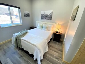 1 chambre, fer et planche à repasser, lit parapluie, Wi-Fi gratuit