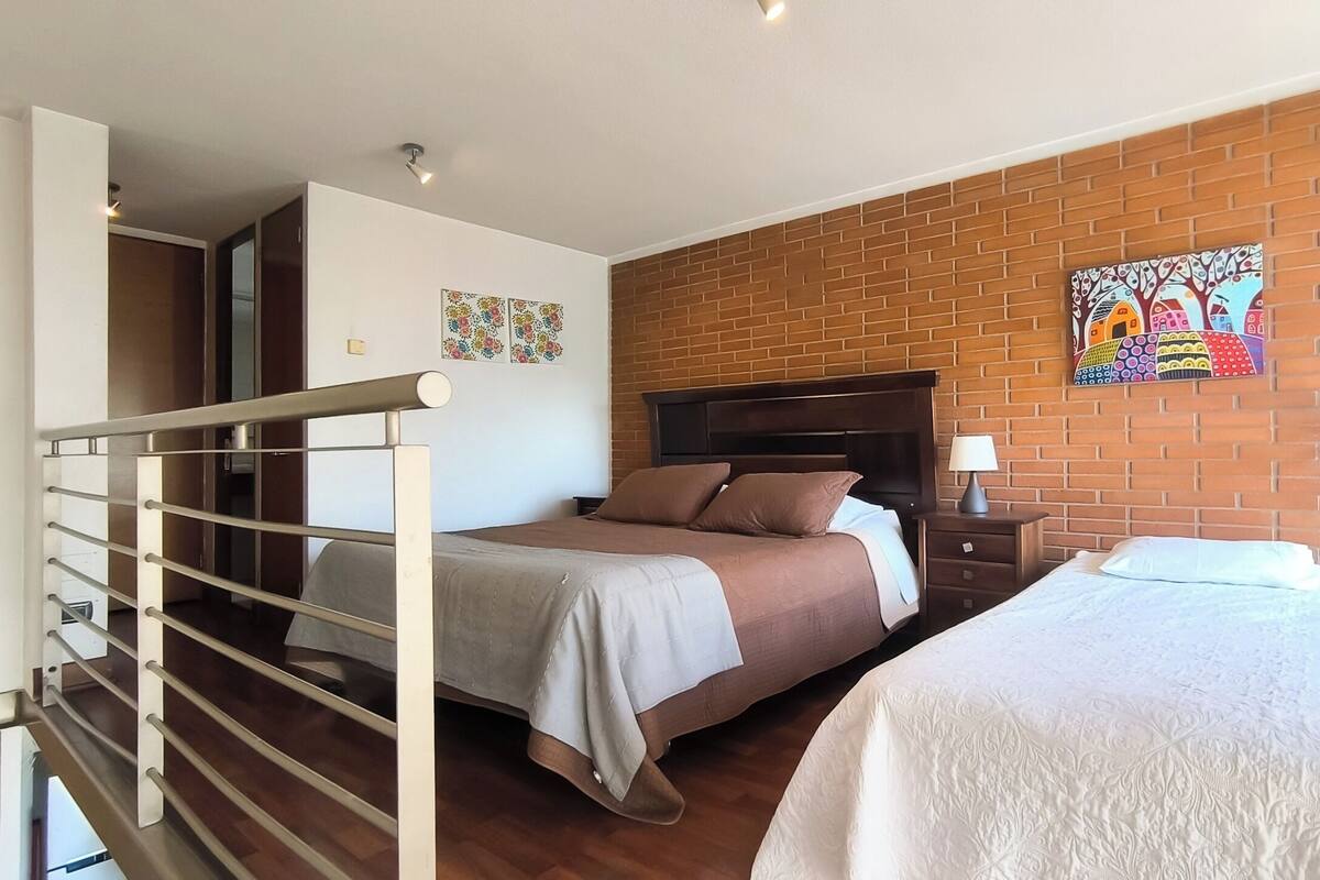 1 habitación, tabla de planchar con plancha y wifi gratis